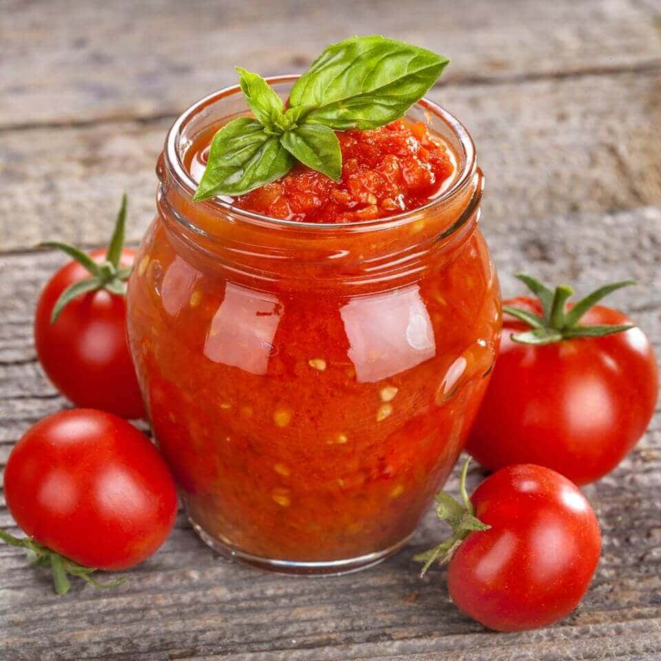 Pasteurized tomato sauce