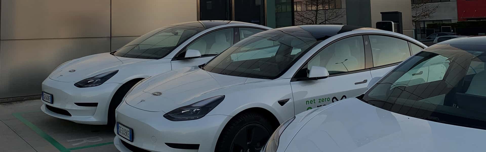 UNOX electric car fleet