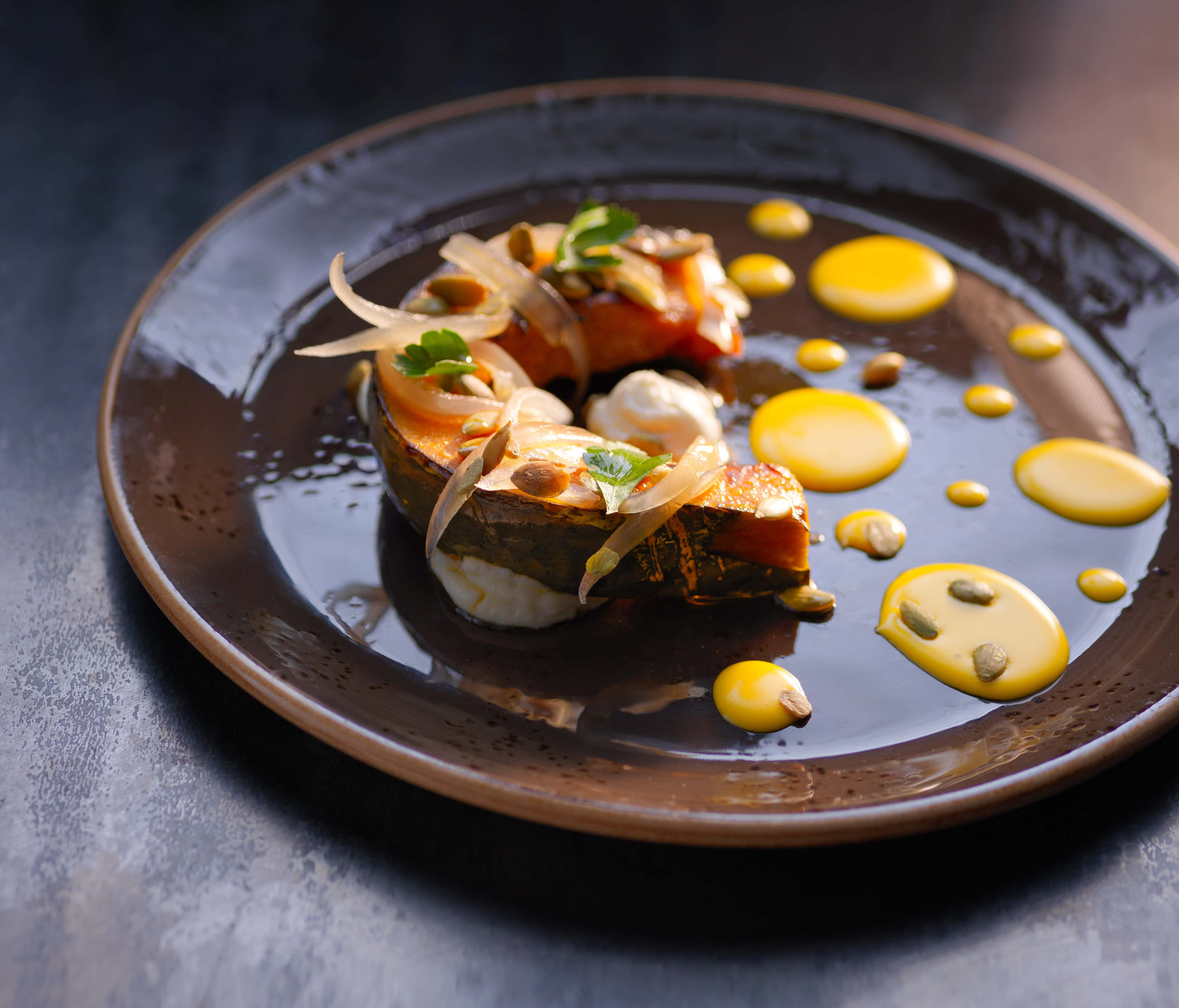 Salmon fillet with saffron sauce