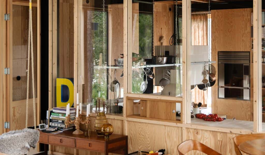 Model 1S built-in oven in Gotland House's wooden kitchen