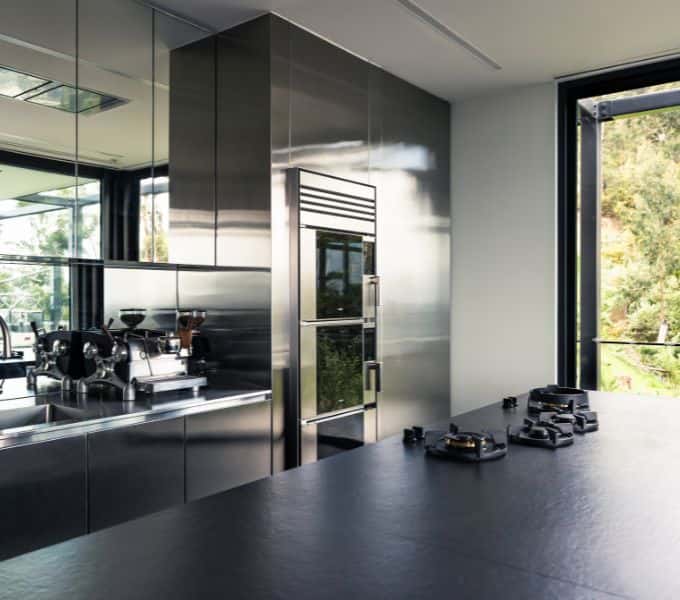 Model 1 de Unox Casa en la cocina de diseño en acero inoxidable de Coolatai House
